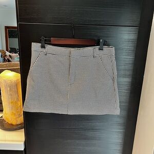 Zara Monochrome Houndstooth Skort